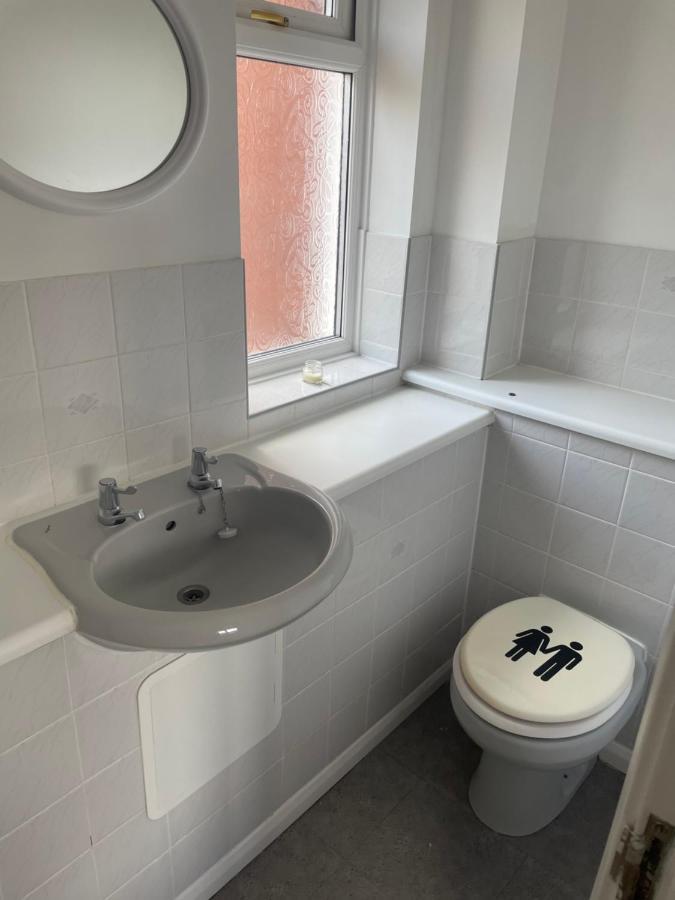 The Swallows Popular Location 3 Bedroom House Free Wi-Fi And Sky Tv In All Rooms Rough Close Экстерьер фото