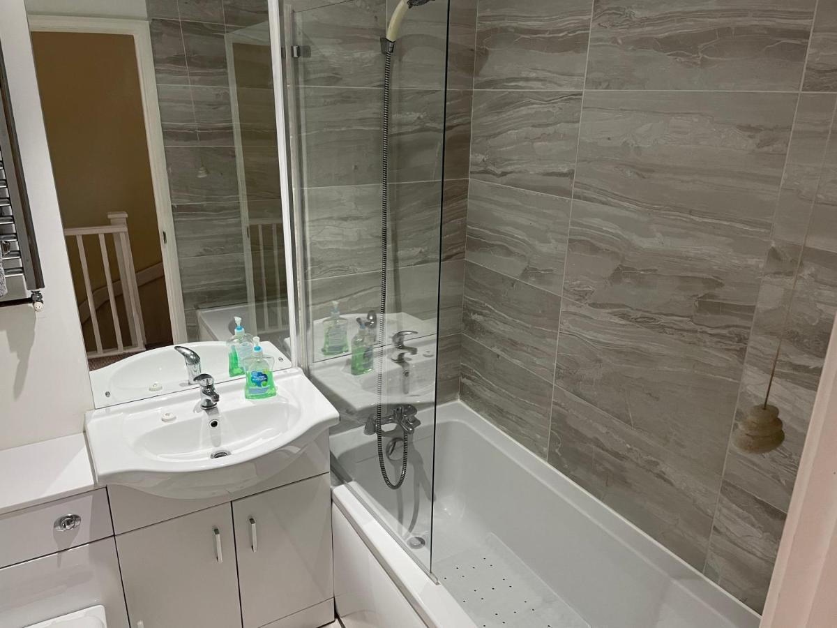The Swallows Popular Location 3 Bedroom House Free Wi-Fi And Sky Tv In All Rooms Rough Close Экстерьер фото